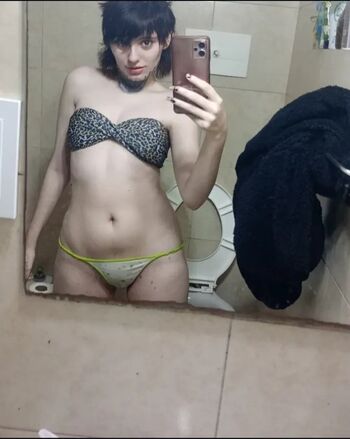 Full leaked Fiore holland private onlyfans photo