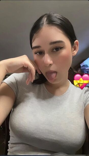 Full leaked Flavia private onlyfans photo