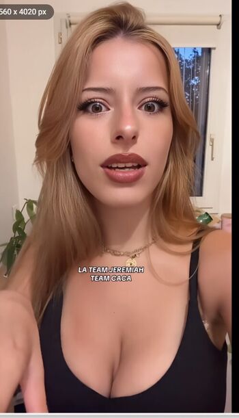 Full leaked Flavie chl private onlyfans photo