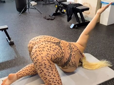 Full leaked Flexible beauties private onlyfans photo