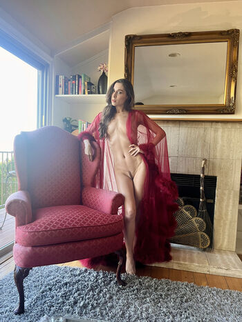 Full leaked Floofie page private onlyfans photo