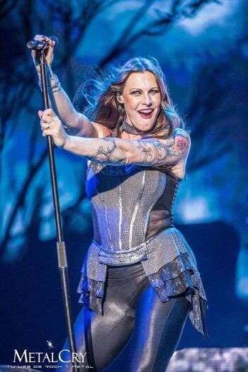 Full leaked Floor jansen private onlyfans photo
