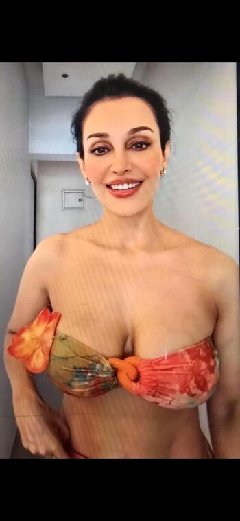Full leaked Flora saini private onlyfans photo