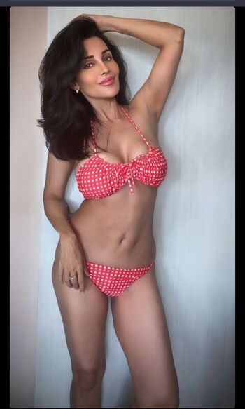Full leaked Flora saini private onlyfans photo
