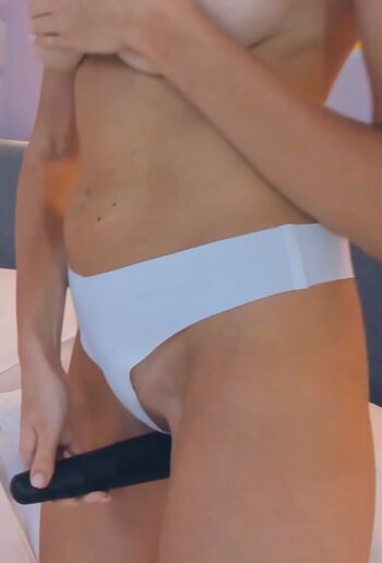 Full leaked Flora page private onlyfans photo