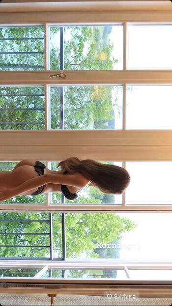 Full leaked Floralydo private onlyfans photo