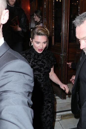 Full leaked Florence pugh  page private onlyfans photo