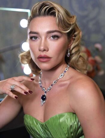 Full leaked Florence pugh private onlyfans photo