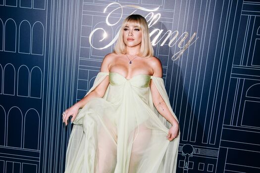 Full leaked Florence pugh private onlyfans photo