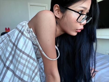 Full leaked Kenzieree ves/ private onlyfans photo