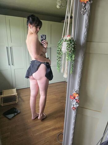Full leaked Forest green private onlyfans photo