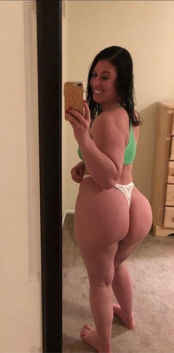 Forever_fit_self_made_sara