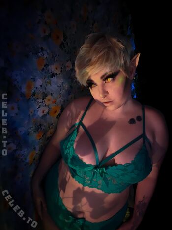 Full leaked Formativespice private onlyfans photo