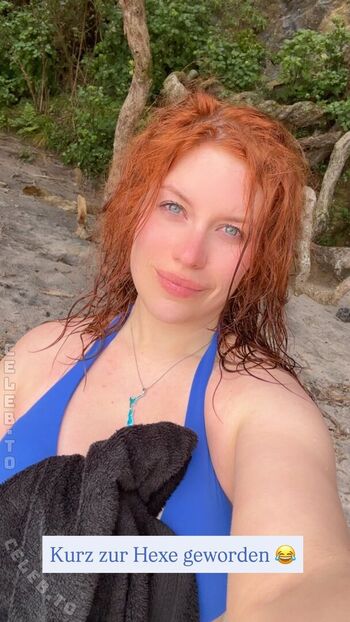 Full leaked Formulalena private onlyfans photo