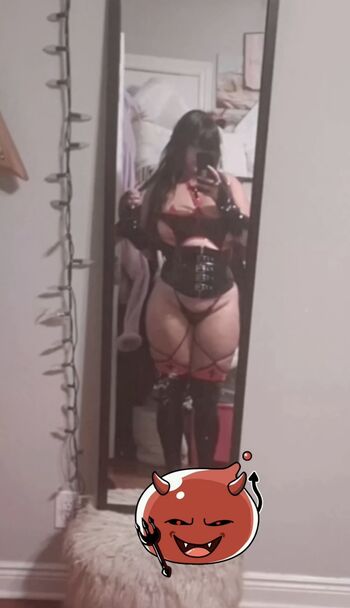 Full leaked Foxeybae private onlyfans photo