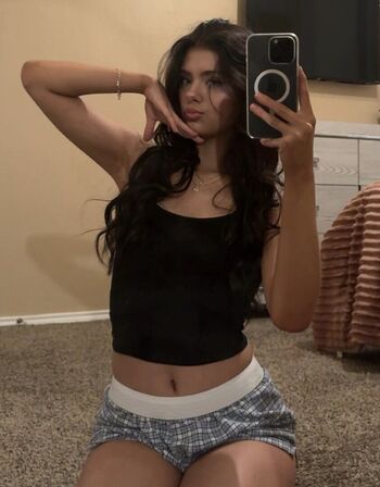 Full leaked Fraanticc private onlyfans photo