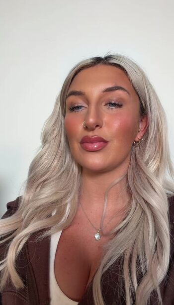 Full leaked Francescalouisefx private onlyfans photo
