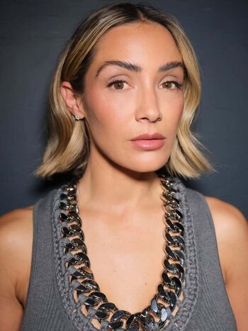 Full leaked Frankie bridge page private onlyfans photo