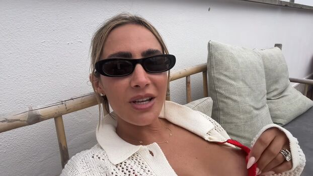 Full leaked Frankie bridge page private onlyfans photo
