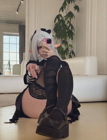 Full leaked Frauleinmilk page private onlyfans photo