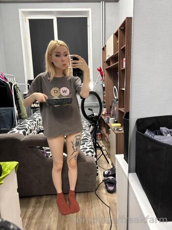 Full leaked Freakfarm page private onlyfans photo