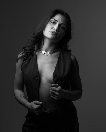 Full leaked Frenchylo private onlyfans photo
