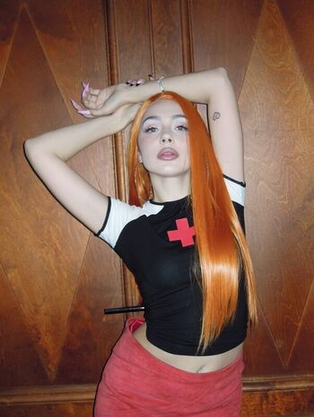Full leaked Frend baby page private onlyfans photo