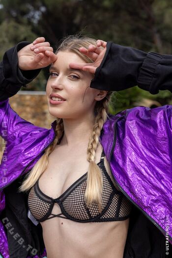 Full leaked Freya mayer page private onlyfans photo