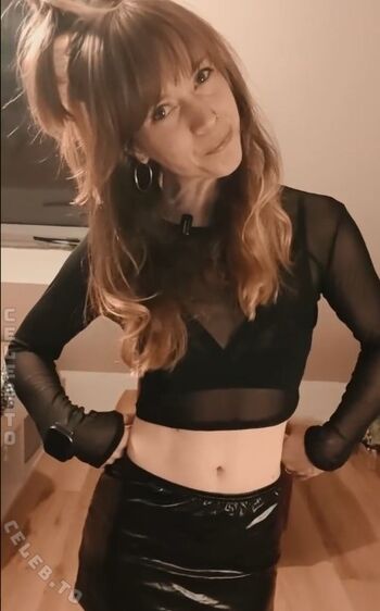Full leaked Frida funkel private onlyfans photo