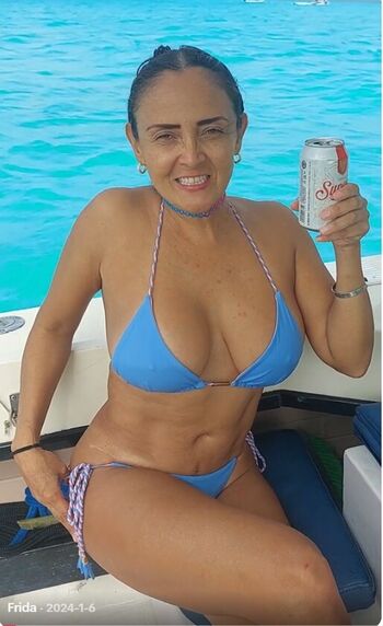 Full leaked Fridamoralesescri private onlyfans photo