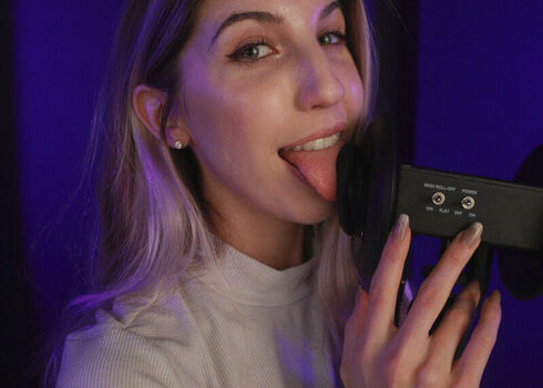 FrivolousFox ASMR