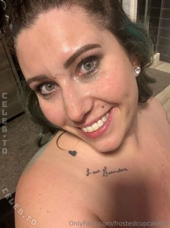 Full leaked Frostedcupcake private onlyfans photo