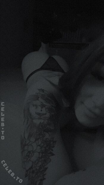 Full leaked Fxbxennex private onlyfans photo