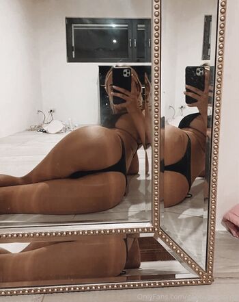Full leaked Gabbyschey private onlyfans photo