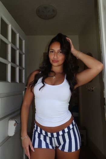 Full leaked Gabi diez private onlyfans photo