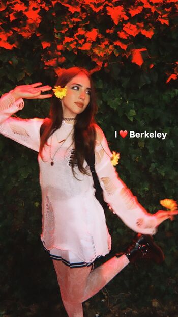 Full leaked Gabriela bee private onlyfans photo