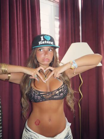 Full leaked Gabriela moura page private onlyfans photo
