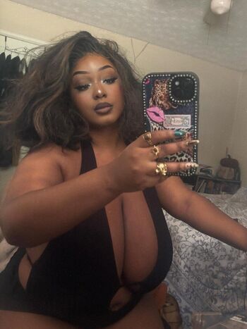 Full leaked Gabriellethegoddesss private onlyfans photo