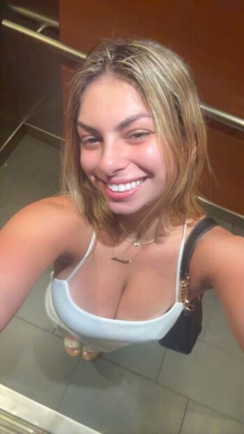 gaby_zola