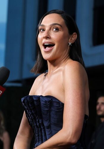 Full leaked Gal gadot page private onlyfans photo