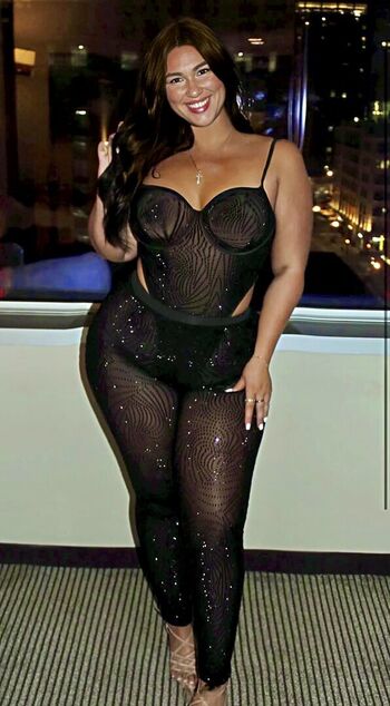 Full leaked Gapeachpawgmilf private onlyfans photo