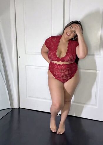 Full leaked Gapeachpawgmilf private onlyfans photo
