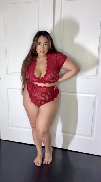 Full leaked Gapeachpawgmilf private onlyfans photo