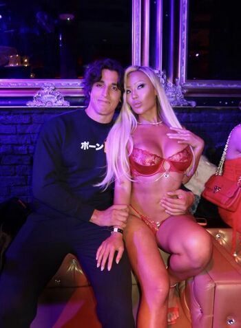 Full leaked Gattouz page private onlyfans photo