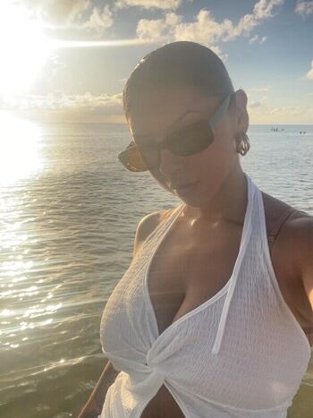 Full leaked Geecamacho private onlyfans photo