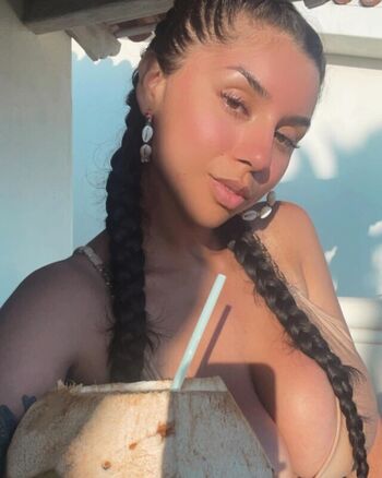 Full leaked Geecamacho private onlyfans photo