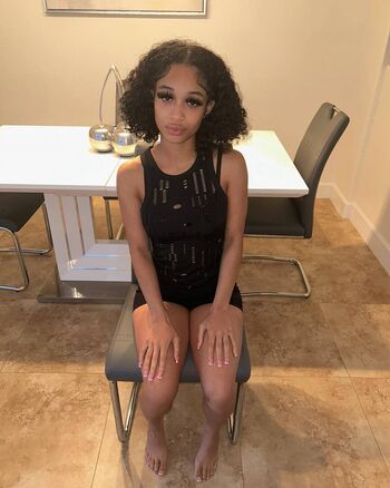 Full leaked Genesis lovely private onlyfans photo
