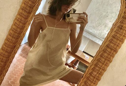 Full leaked Genevajuniper private onlyfans photo