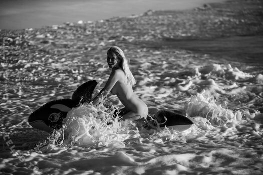Full leaked Genevieve morton page private onlyfans photo