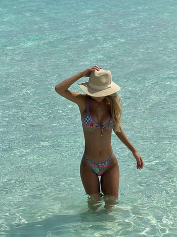 Full leaked Genlistef page private onlyfans photo